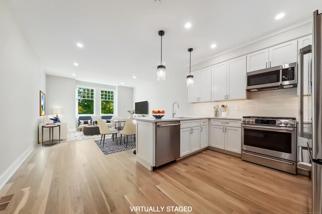 Photo - 8 Husted Ln Unit 1D