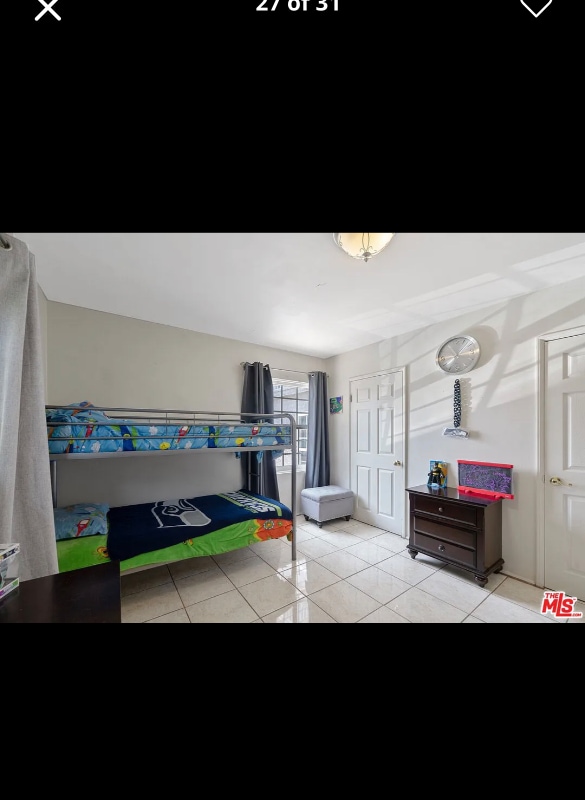Photo - 101 W Oakmont Dr