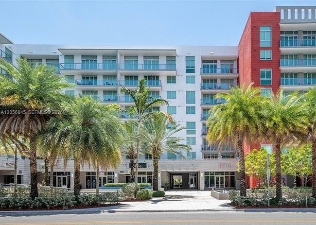 Building Photo - 7825 NW 107th Ave Unit 410