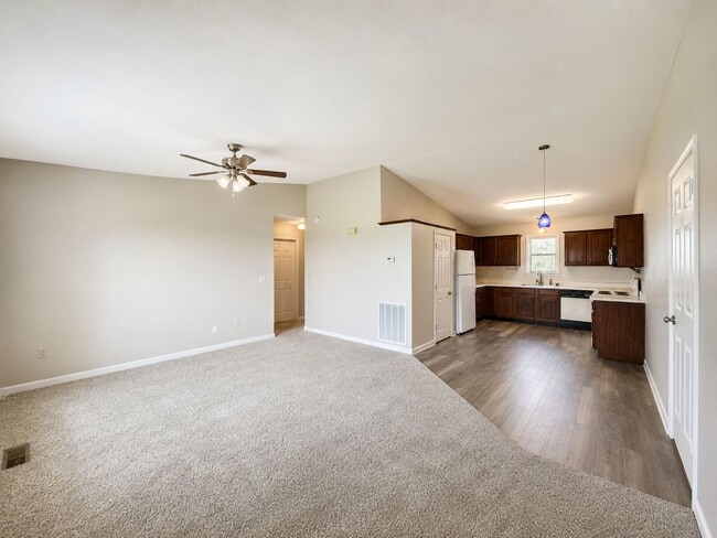Photo - 2 Bedroom/2 Bathroom Apartment in Southside Unit Apt 11