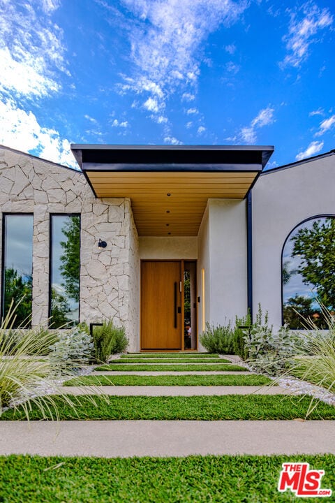 Photo - 4703 Saloma Ave