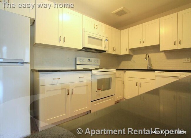 Photo - 134 Summer St Unidad #8