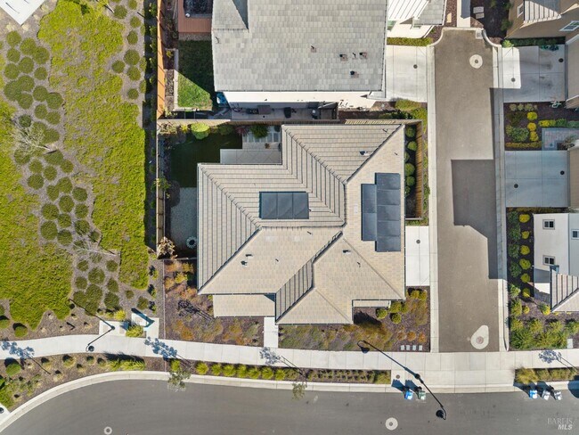 2476 Laramie Cir