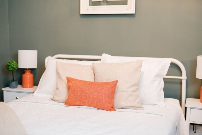 Photo - The Hamilton