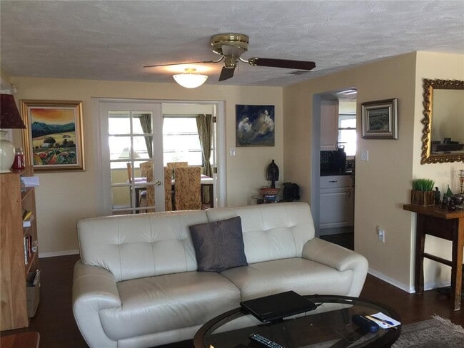 Photo - 5701 Elena Dr