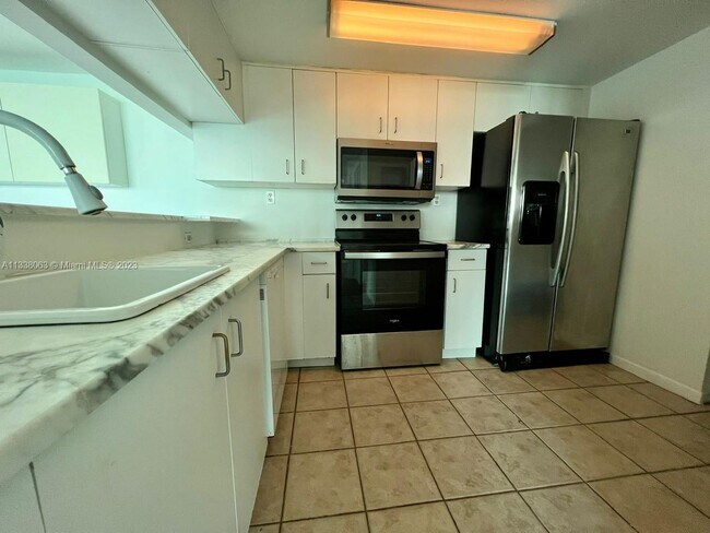 Photo - 650 West Ave Unit 2509