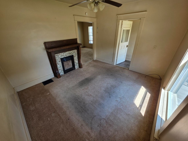 Photo - 1008 W 7th St Unit 1st Floor