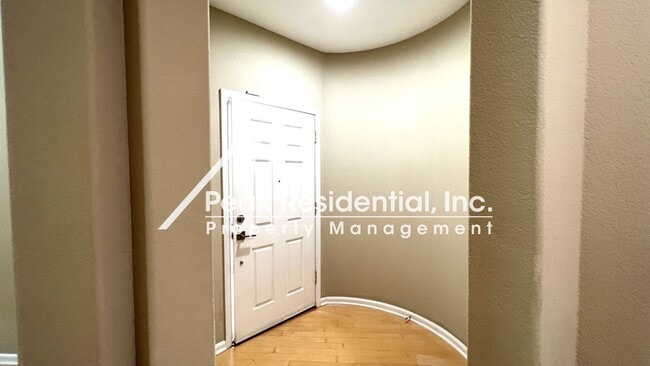 Photo - Wonderful Elk Grove 3bd/2ba Home with 2 Car Garage!
