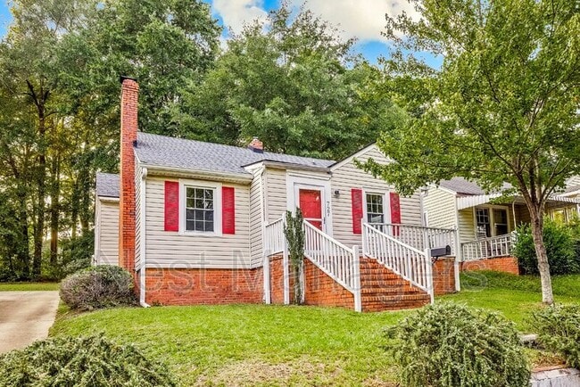 Photo - 727 Greenland Dr