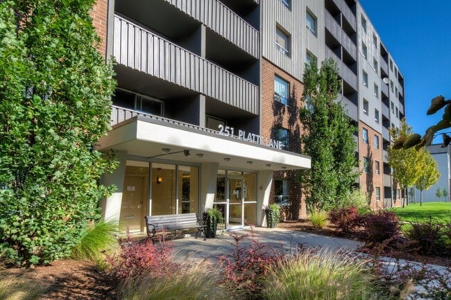 Photo - Platts Crossing