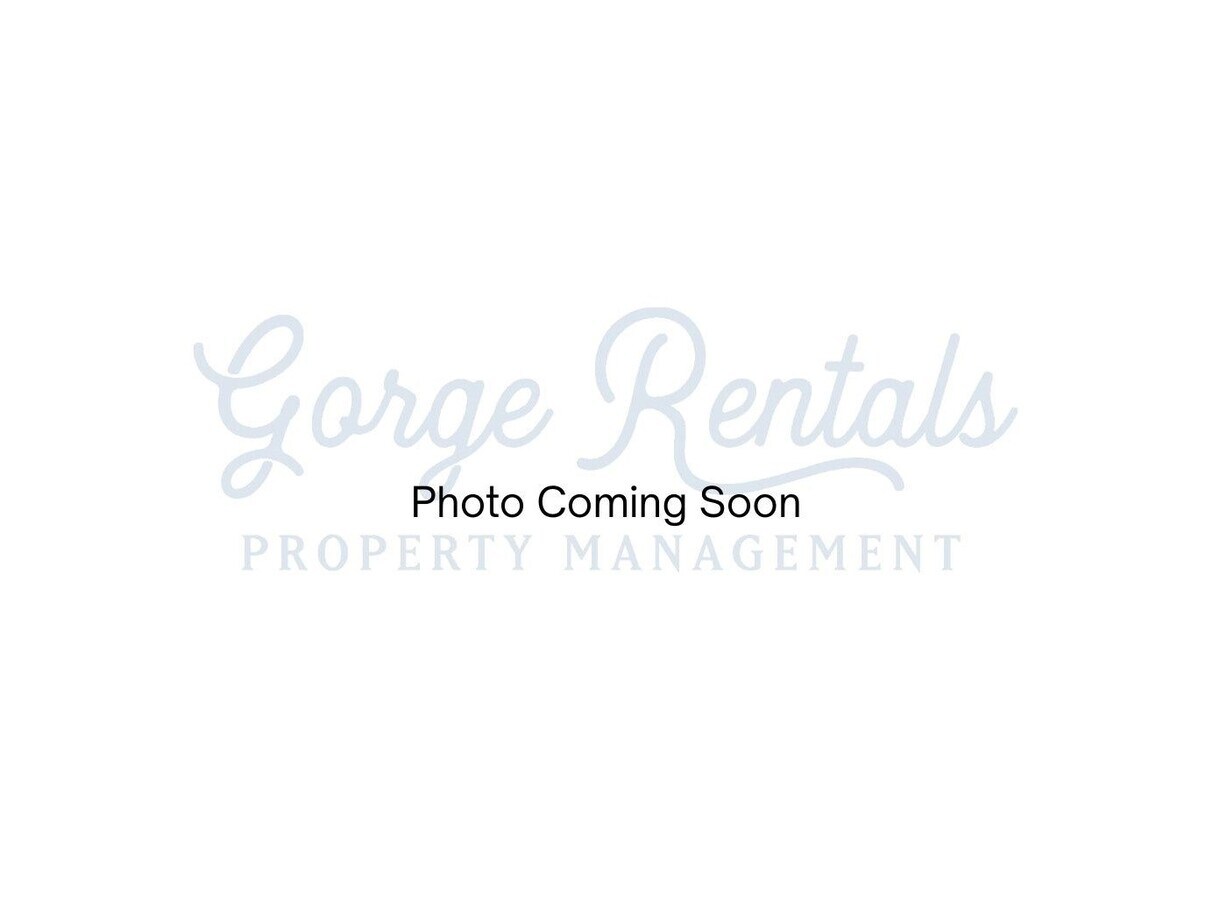Photo - 320 NE Green St