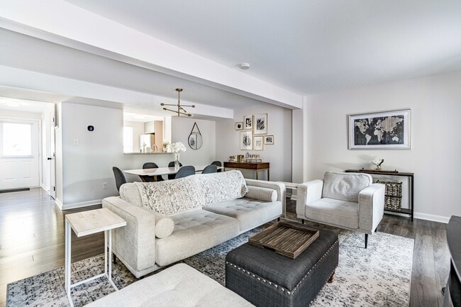 Photo - 1708 Ithaca Ln