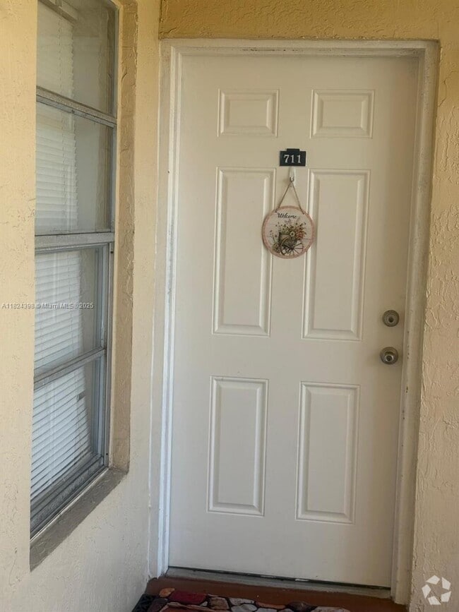 Building Photo - 15295 SW 106th Ln Unit 711 Rental
