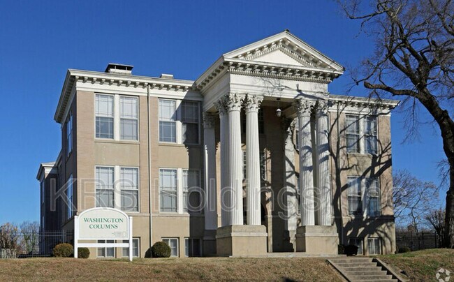Building Photo - 633 W Washington St Unit 1 bedroom