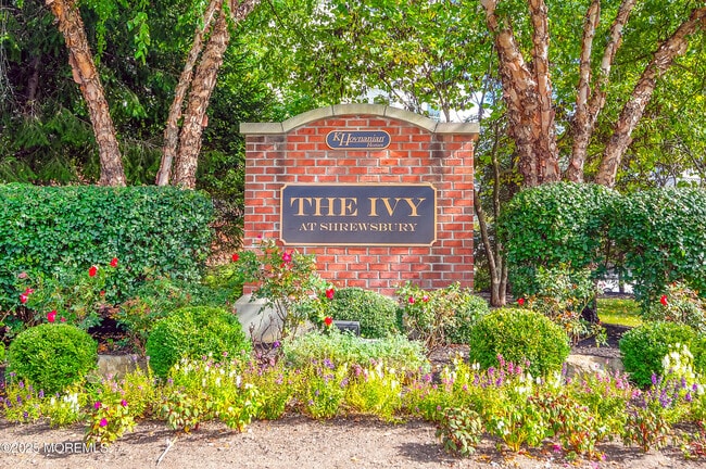 Photo - 308 Princeton Court