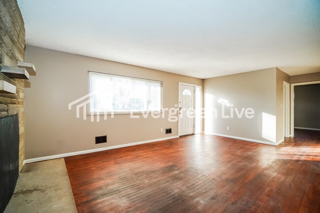 Photo - 3378 Roswell Dr