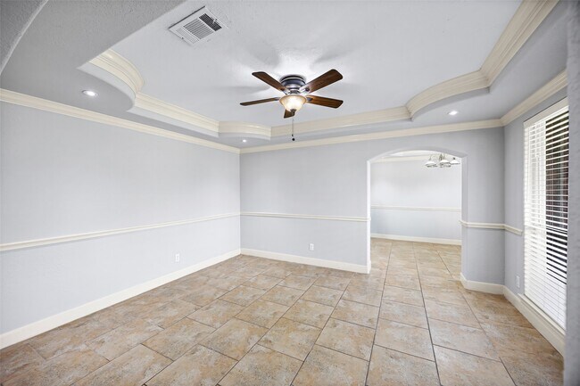 Photo - 5303 Heatherbrook Dr