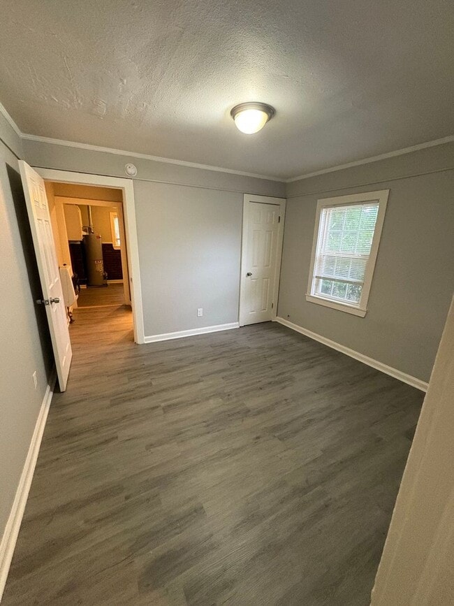 Photo - Charming 1 Bed / 1 Bath Duplex in Memphis – Convenient & Affordable Living
