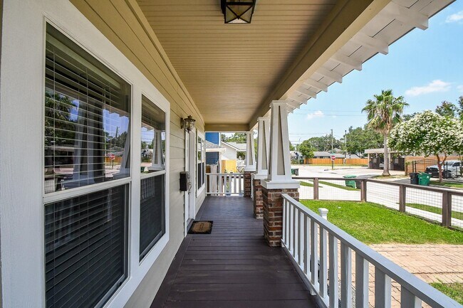 Photo - 1307 Walton St