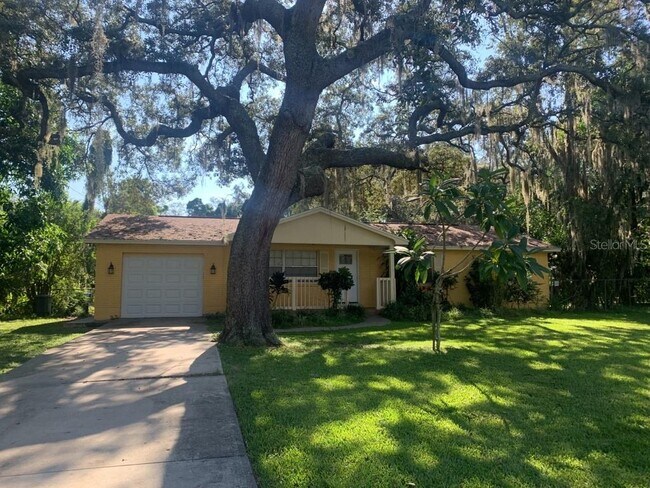 Photo - 7111 N 53rd St Rental