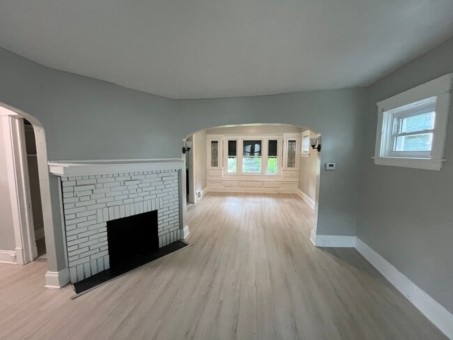 Photo - Three bedroom one bathroom home for rent