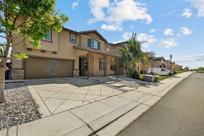 Photo - 136 Willowrun Wy