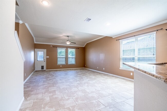 Photo - 1610 Juniper Knoll Way