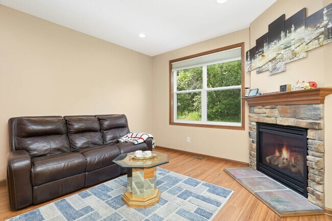 1816 Commonwealth Blvd