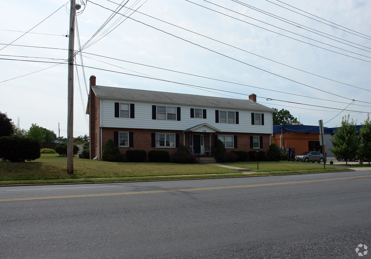 Photo - 338 S Jefferson St Apartments