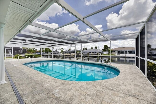 Photo - 6305 Cottonwood Ln