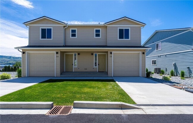 Building Photo - Apple Casitas Condominiums Unit G14