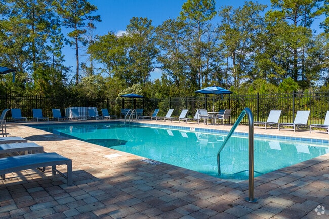 Building Photo - Saddle Brook Landings