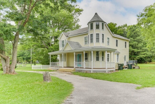 Photo - 1302 Dare Rd