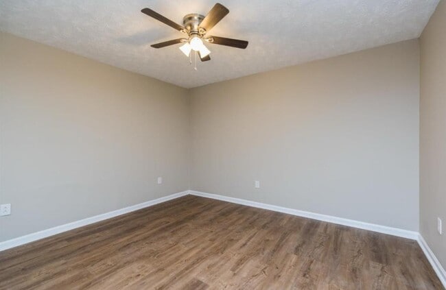 Photo - 431 Garden City Dr