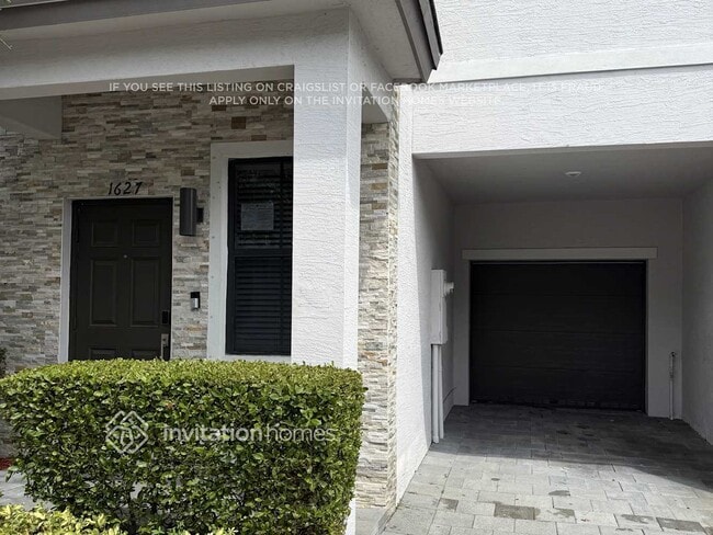 Building Photo - 1627 SW 29th St Rental