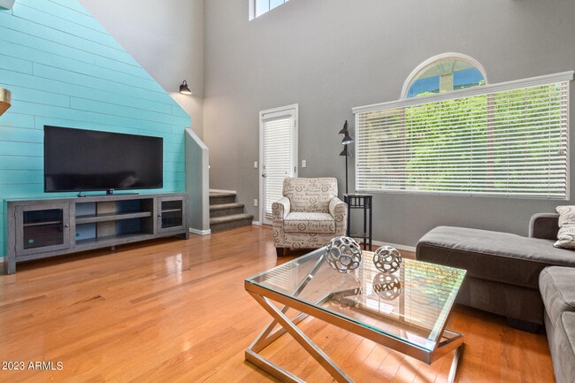 Photo - 2150 W Alameda Rd