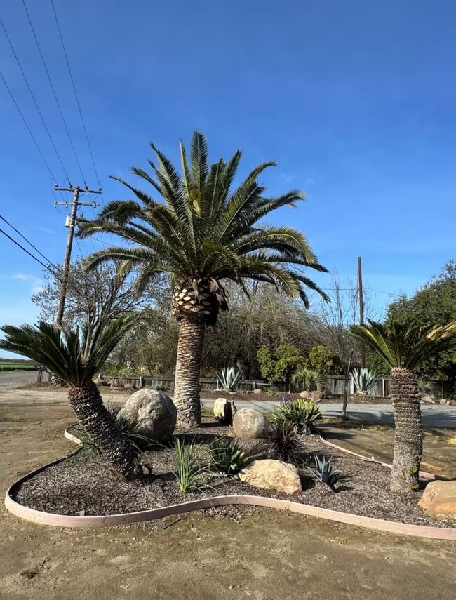 Photo - 8145-8142 8 1/2 Ave