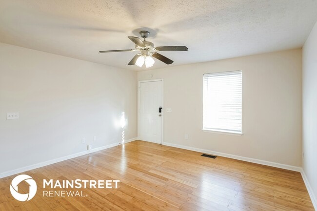 Photo - 1030 Heydel Cir