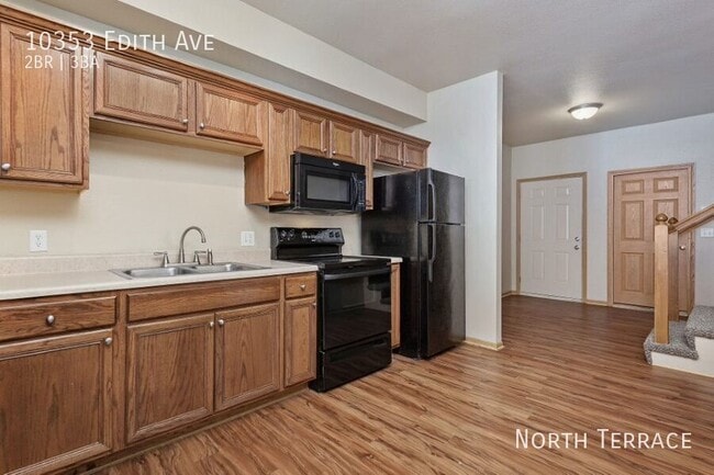 Photo - 10353 Edith Ave