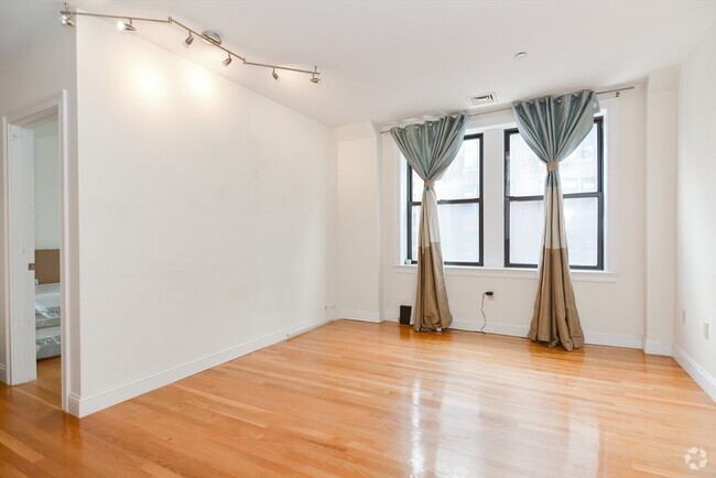 Building Photo - 42 Beach St Unit 6B Rental