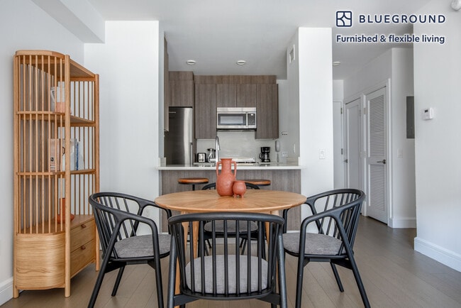 311 W 50th St Unit SI FL7-ID1122