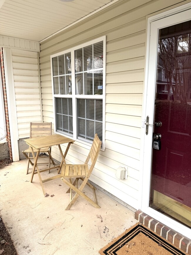 Photo - 5106 Bartholomew's Ln