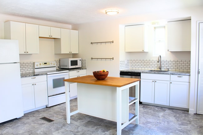 Photo - 3806 Gardner Ave Unit Apt #2