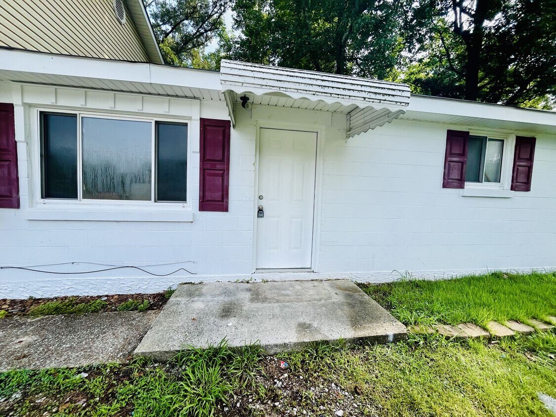 2 Bedroom 1 Bath includes Water, Sewer, an... - 2 Bedroom 1 Bath includes Water, Sewer, an...