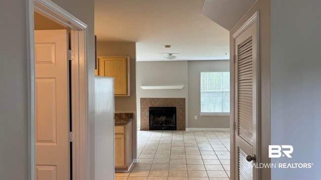Photo - 1517 Regency Rd