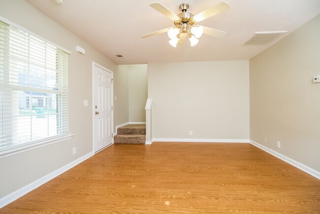 Photo - 9204 Thomason Trail