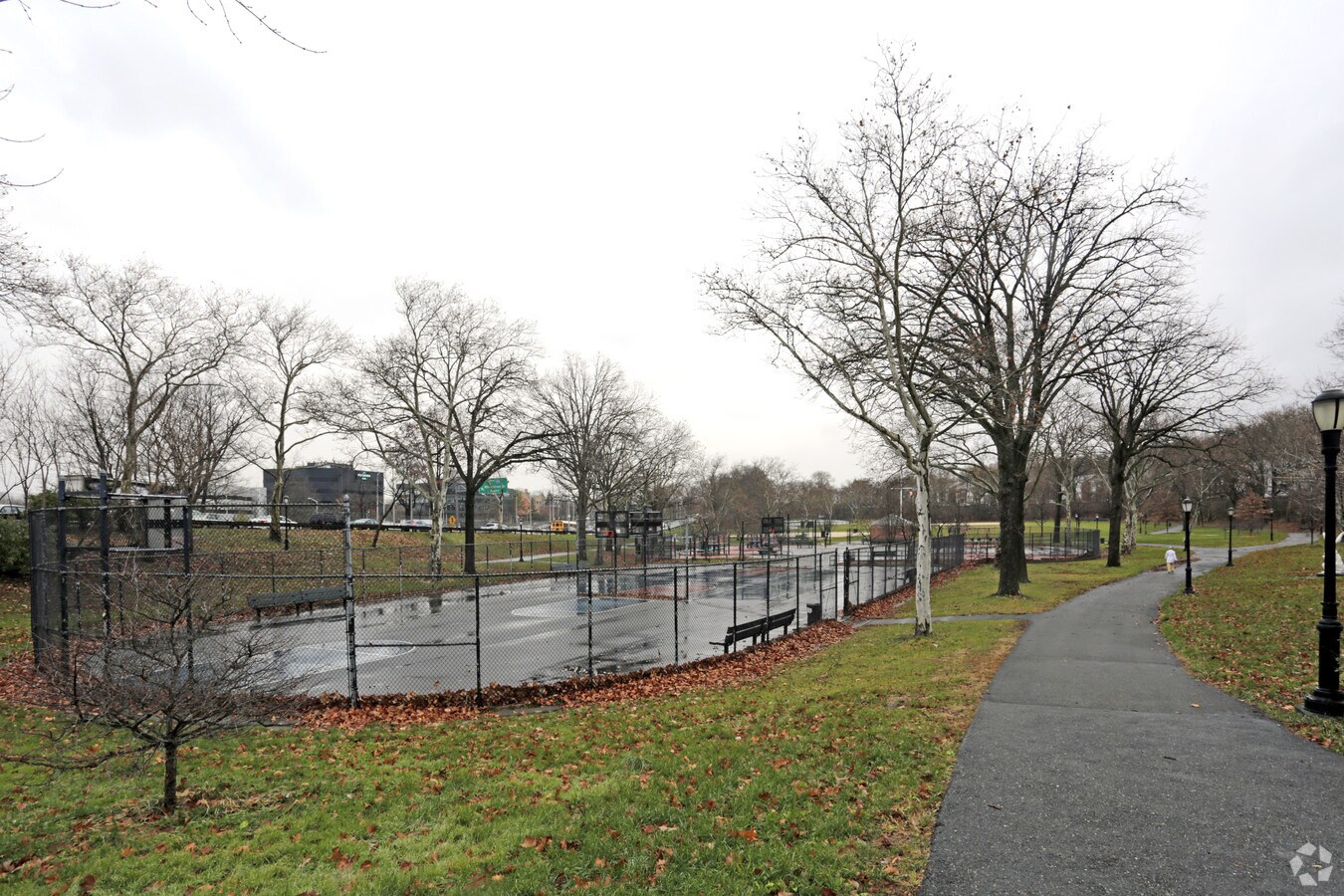 Photo - 1910 Parsons Blvd