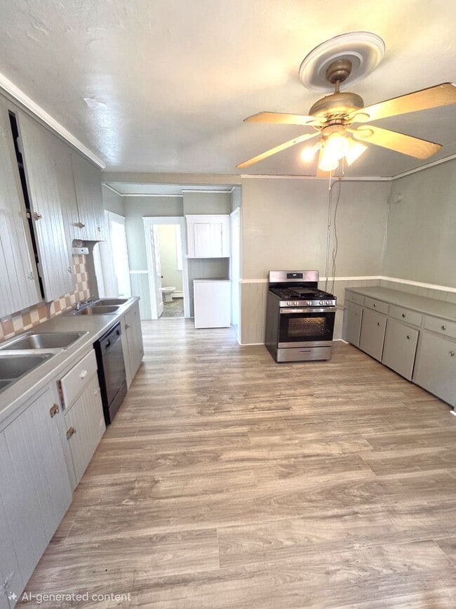 Photo - 23 Paradis Ave Unit 2