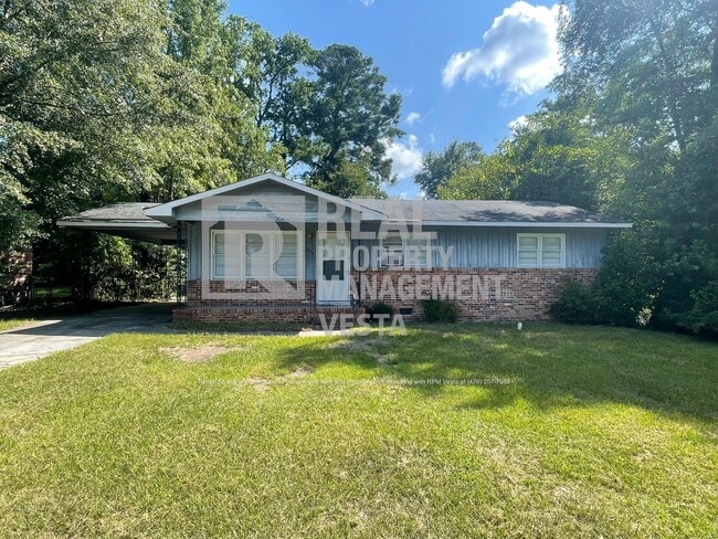 Building Photo - 1835 Canterbury Rd Rental