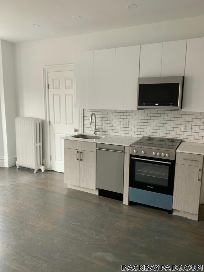 Photo - 225 Newbury St Unit 3R